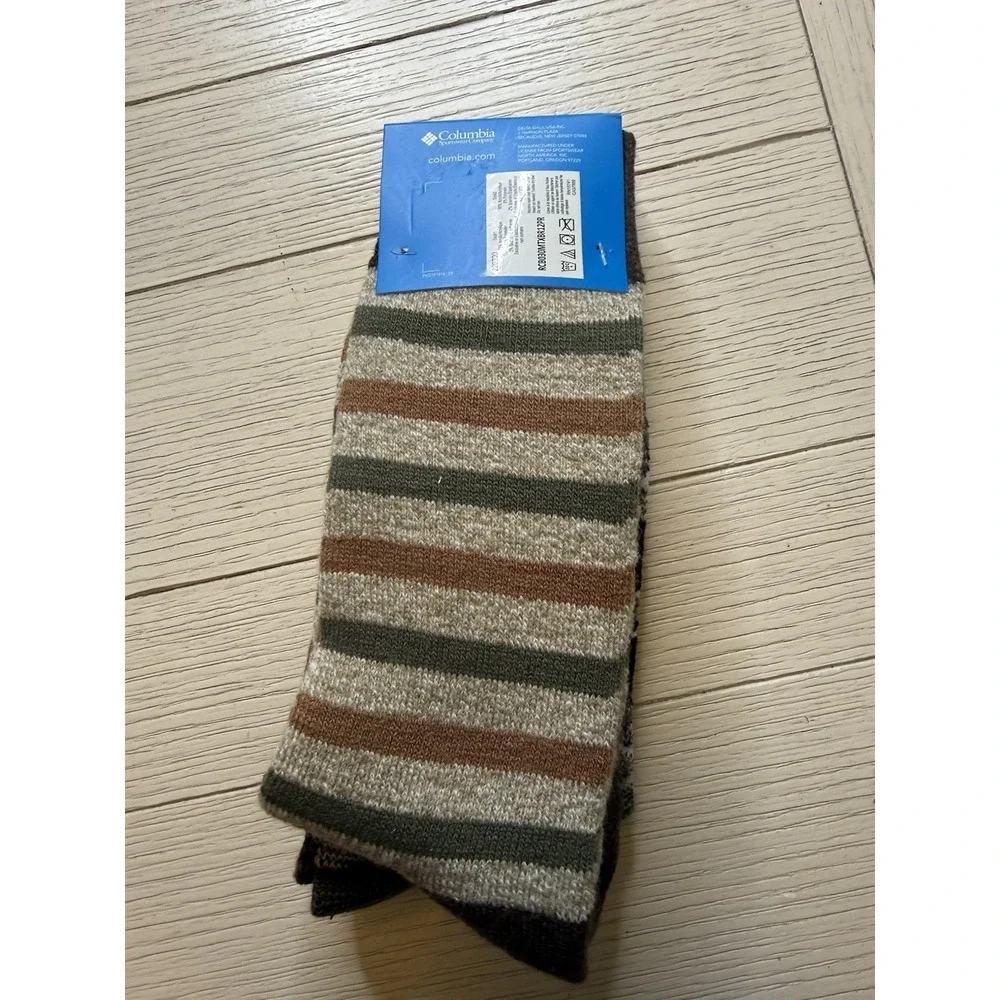 Columbia Mens 2 Pair Mens Acrylic Socks W/ Deer & Stripes.‎ NWT Shoe Sz 6-12